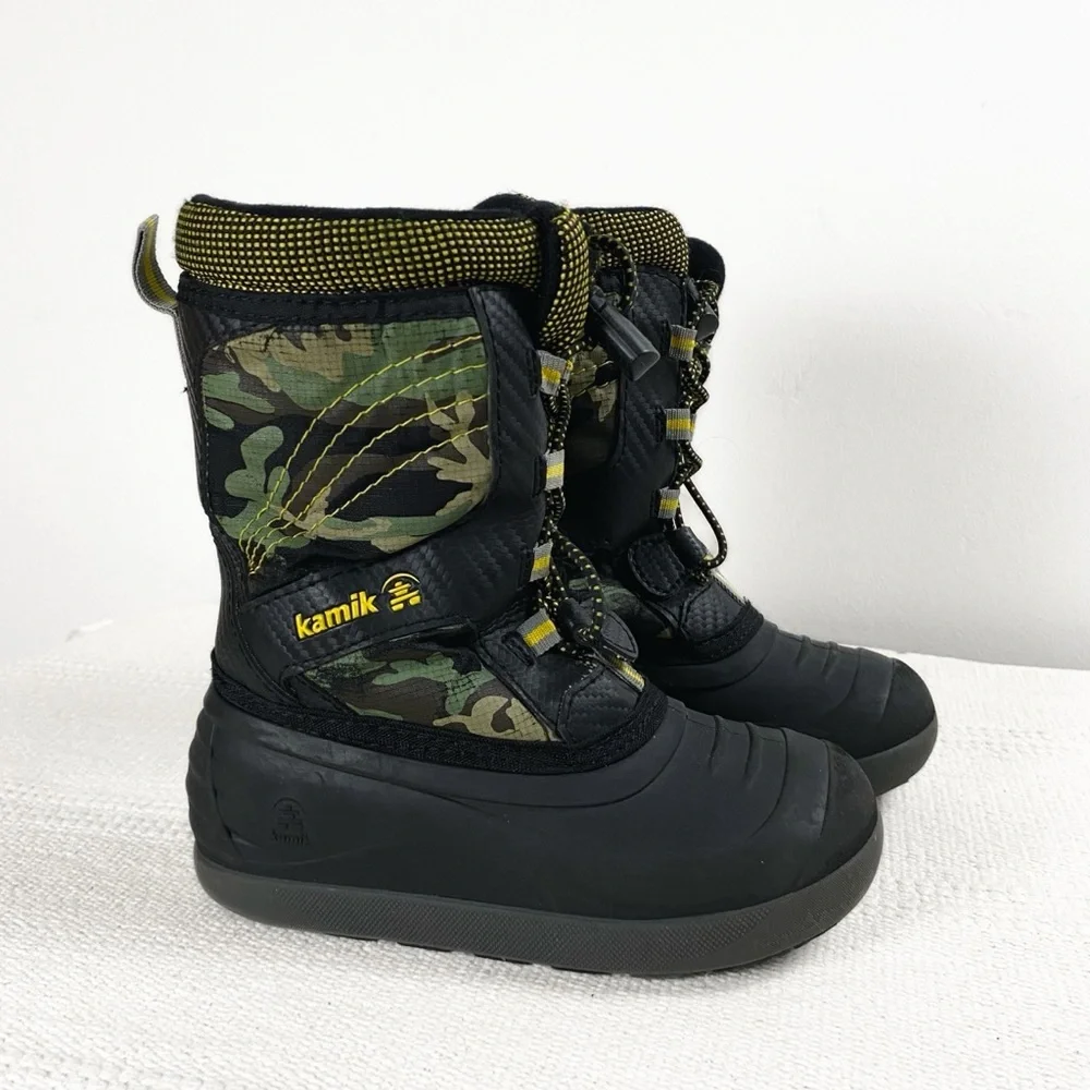 Kamik Kids Snow Boots Black and Camouflage Little Boy size 11